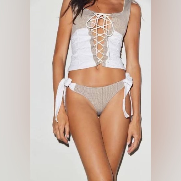 Frankies Bikinis X Sydney Sweeney Harlow Eyelet Bikini Top...